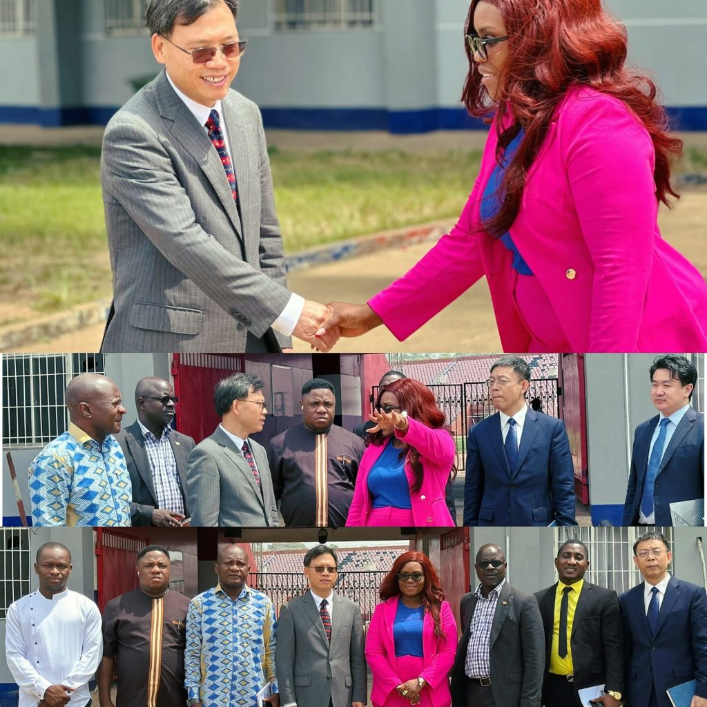 CHINESE AMBASSADOR TO LIBERIA MEETS WITH MINISTER OF YOUTH AND SPORTS 1 photo output 3 3